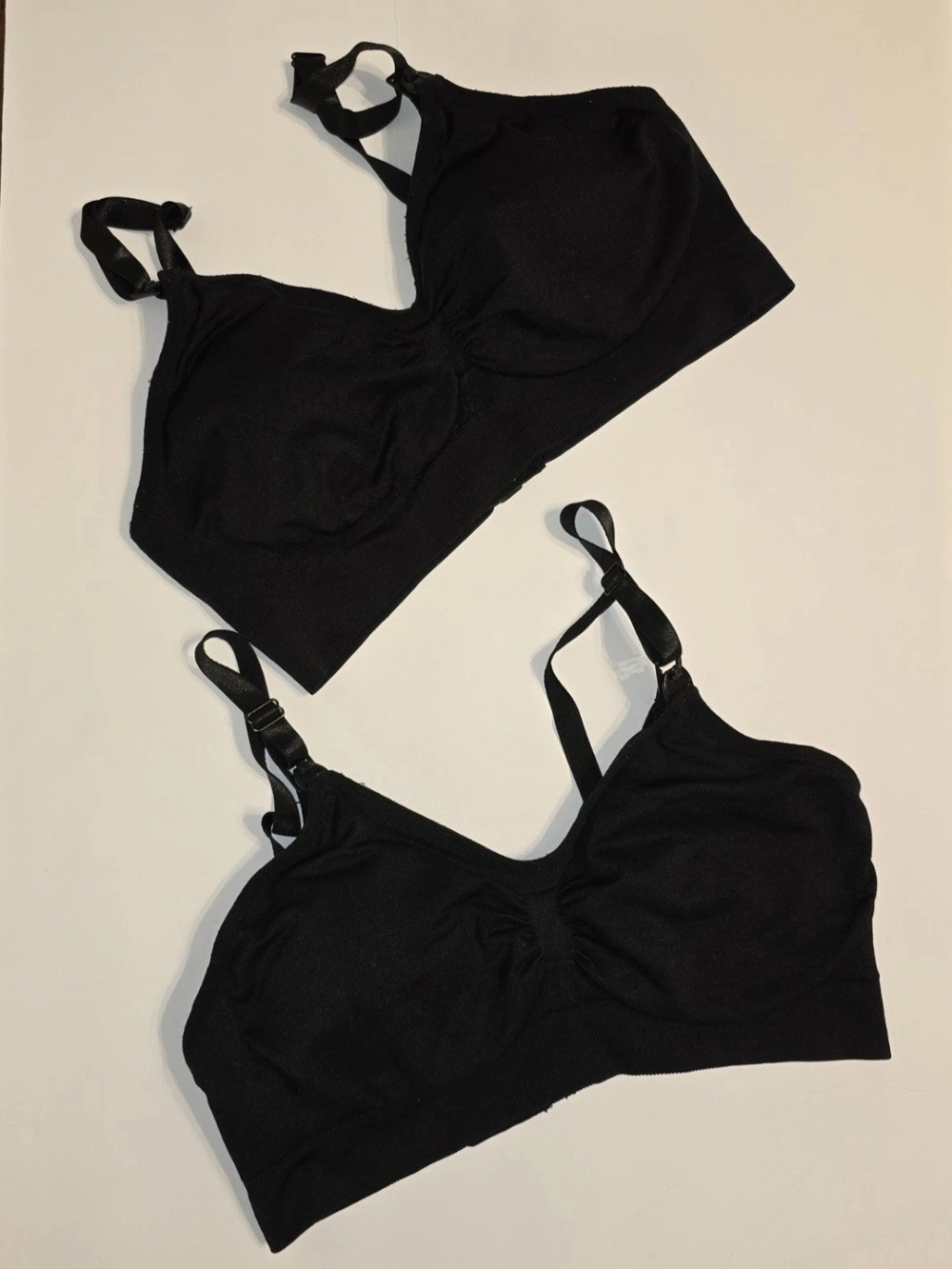 Amazon Essentials Black Seamless Nursing Bra - Pack of 2